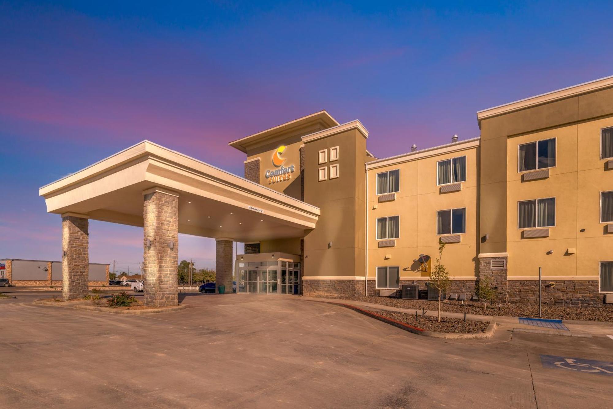 Comfort Suites Пекос Экстерьер фото